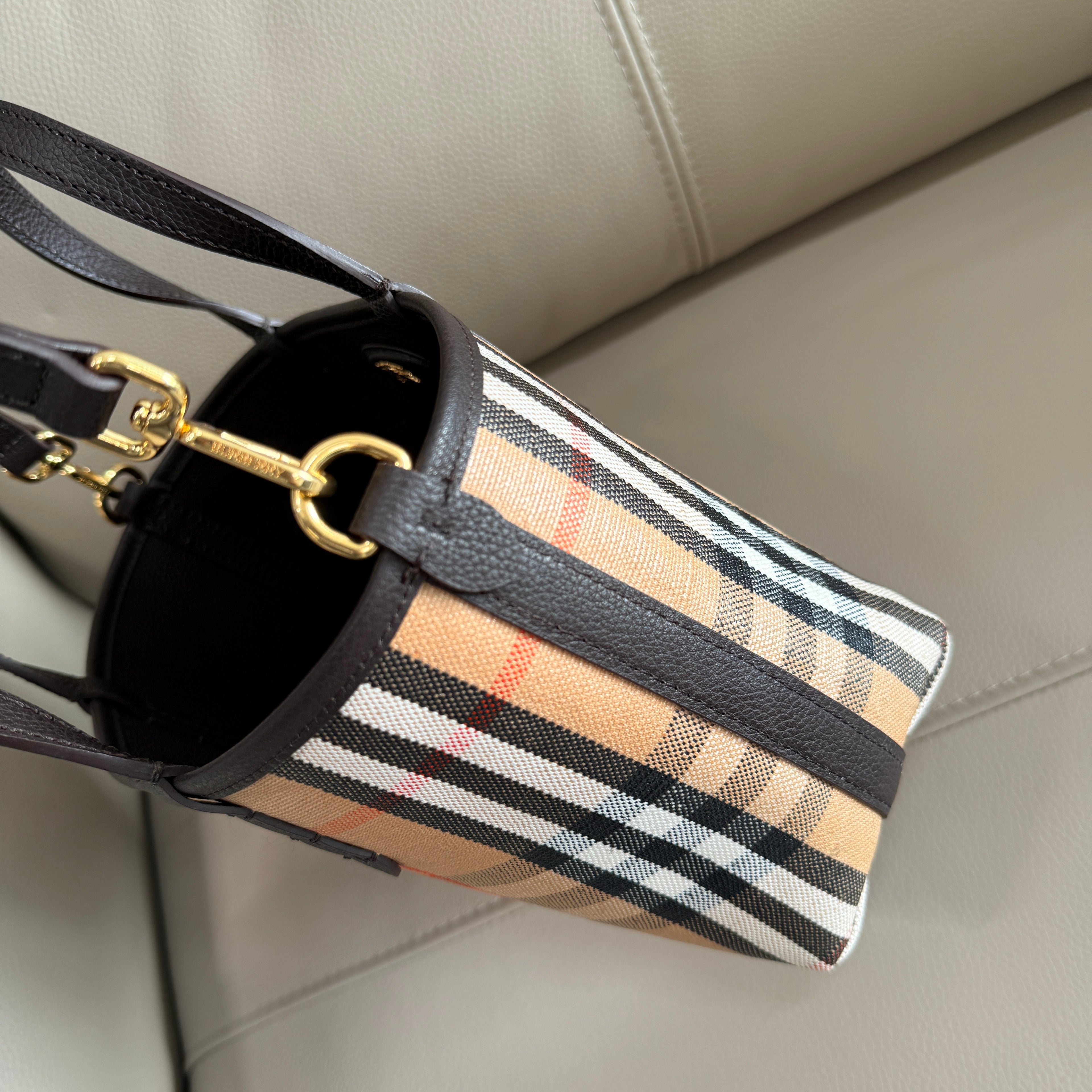 Reversible Heritage-Style Tote Bag – Soft, Everyday Carryall for Effortless Elegance